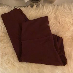 LULULEMON in movement leggings